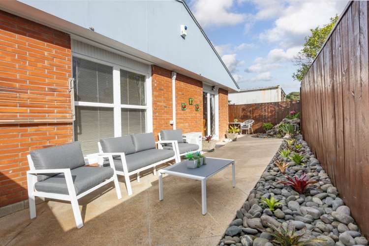 1/16 Longbill Place Glendene_12