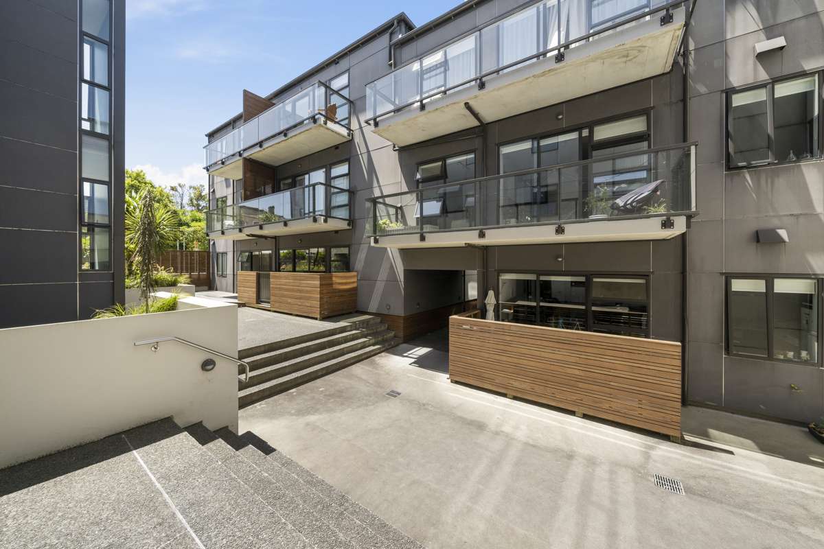 201/181 Tasman Street_4