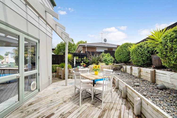 1/126 Brian Crescent Stanmore Bay_9