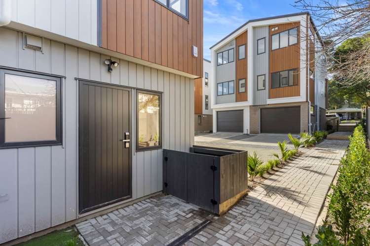 6/6 Harrison Avenue Belmont_26