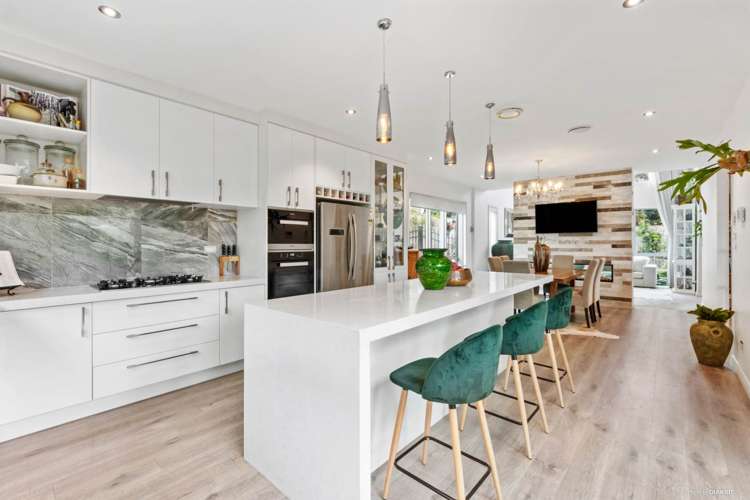 54 Jandell Crescent Bucklands Beach_5