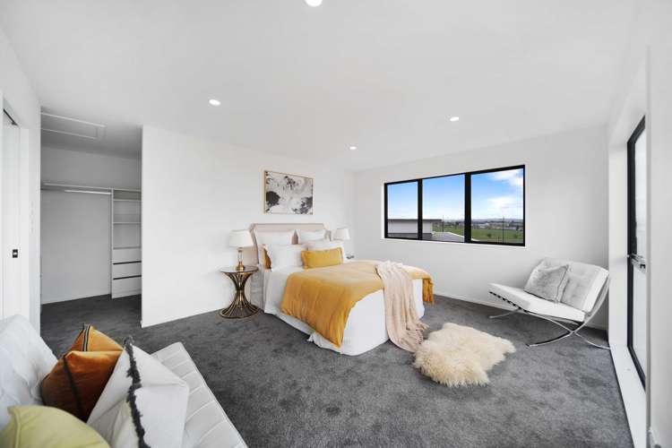 9 Korowhiti Road Clarks Beach_16