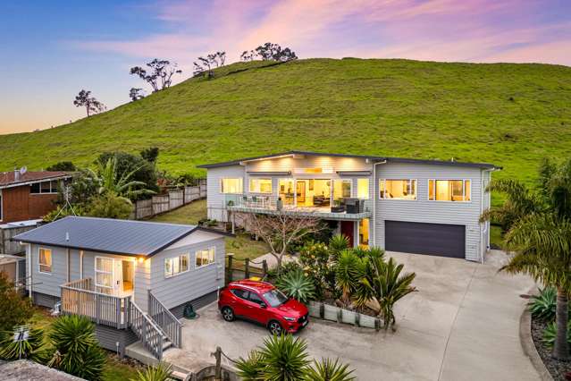 Expansive Family Estate + Income