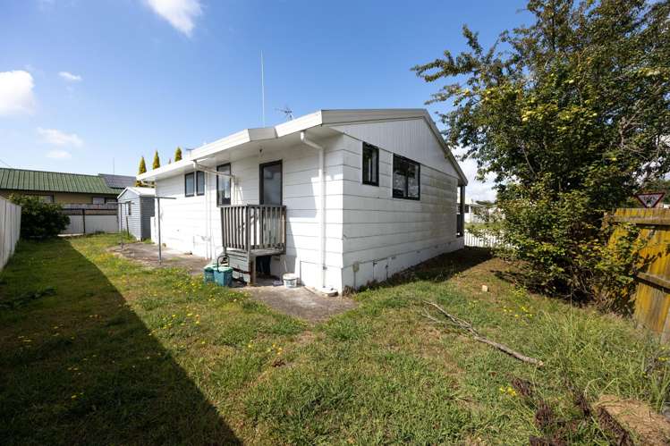 39 Odlin Crescent Nawton_14