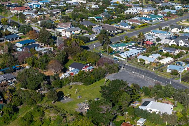 45a Tasman Road Otaki Beach_14