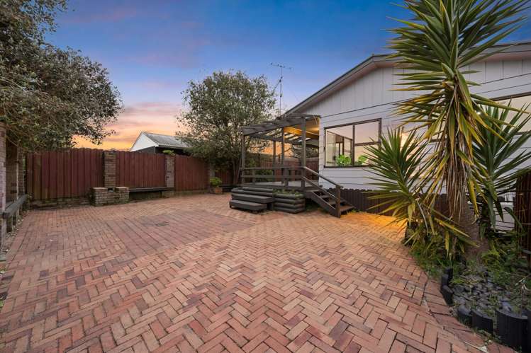 1/17 Rosier Road Glen Eden_23