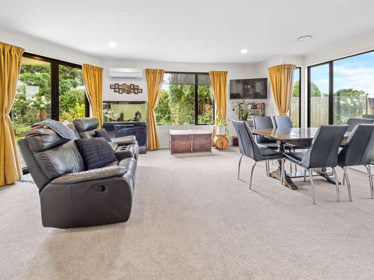 75 Pages Road Allenton_10