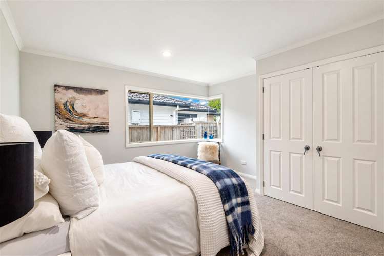 37 English Oak Drive Schnapper Rock_18