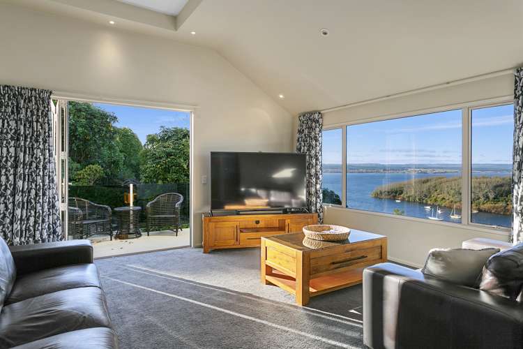 27 Te Urunga Place Acacia Bay_6