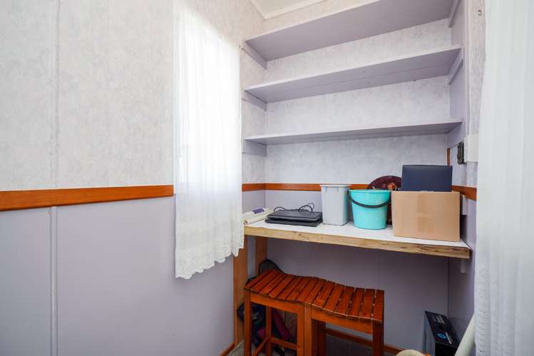 1602-1610 Tokanui Gorge Hwy Fortrose_14