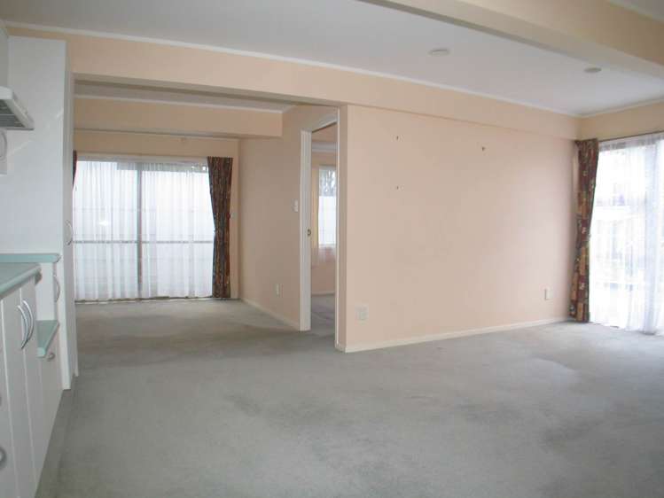 14 Newstead Avenue Browns Bay_11