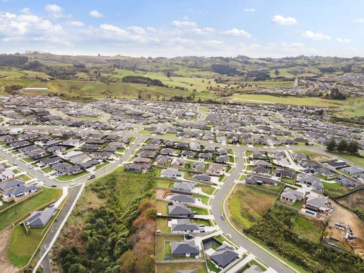 32 Peacock Place Pokeno_28