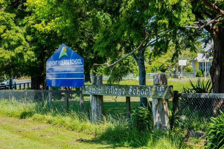 1277 Egmont Road Egmont Village_18