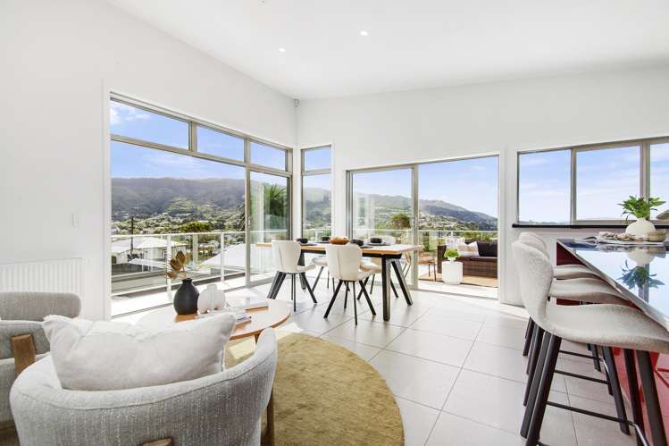 32A Tawa Terrace Tawa_2