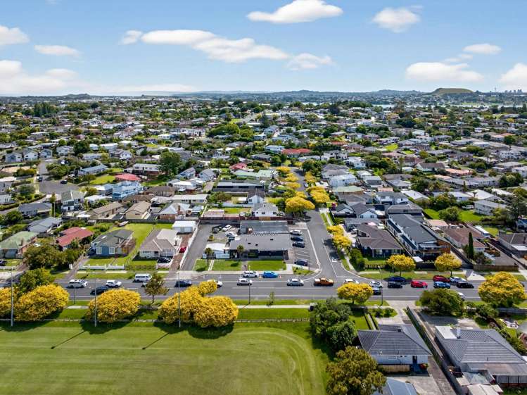 4 Ussher Place Pakuranga Heights_17