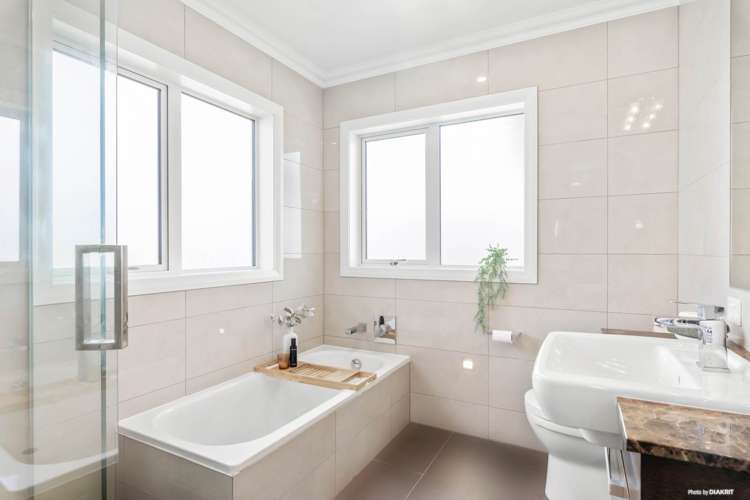 27 Saint Michaels Avenue Point Chevalier_15