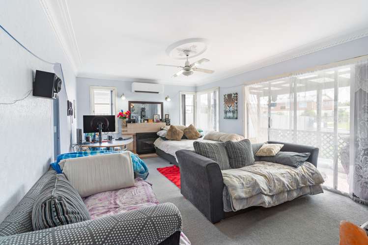 49 Beaumonts Way Manurewa_5