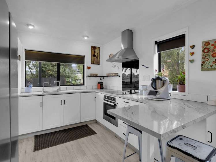 5B Ross View Terrace Dinsdale_0