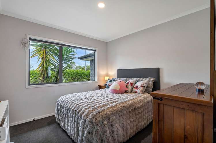 122 Pohutukawa Place Waiwhakaiho_14