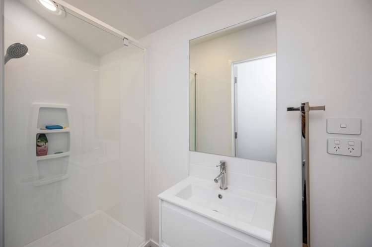 1-7/30 Ranui Avenue Ranui_9