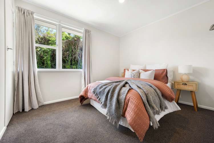 19 Hutchinsons Road Bucklands Beach_13