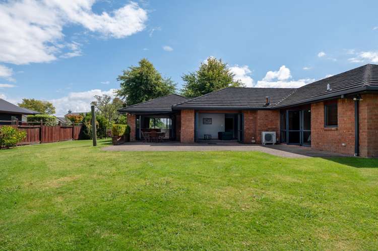 22 Holden Avenue Holdens Bay_16