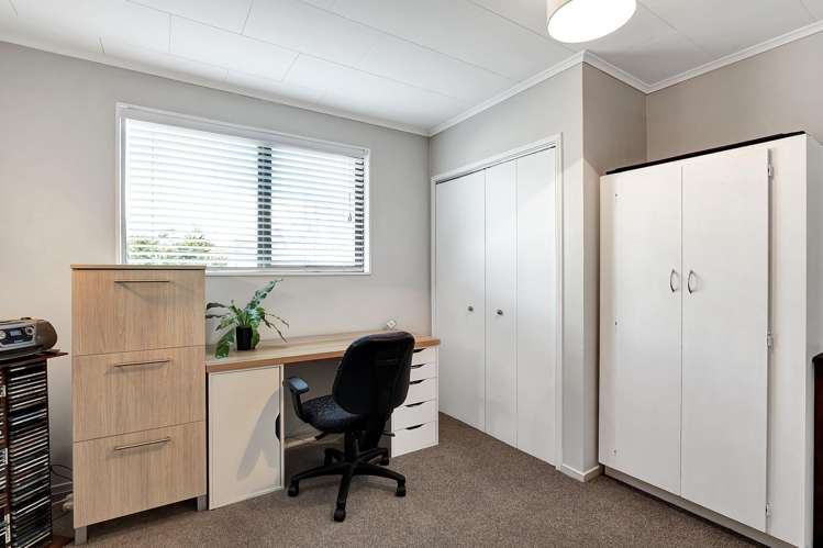 11 Leatham Avenue Strandon_23