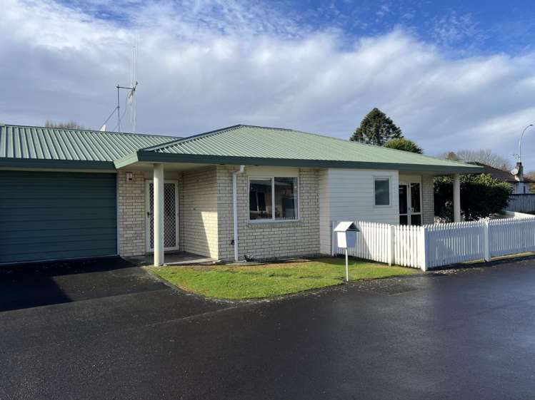 1/113 Cobham Drive 1074_1
