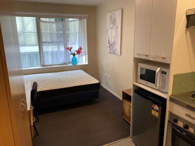 203/169 The Terrace 1372_3