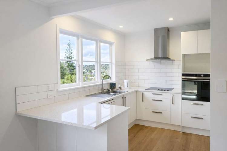 8 Matama Road Glen Eden_1