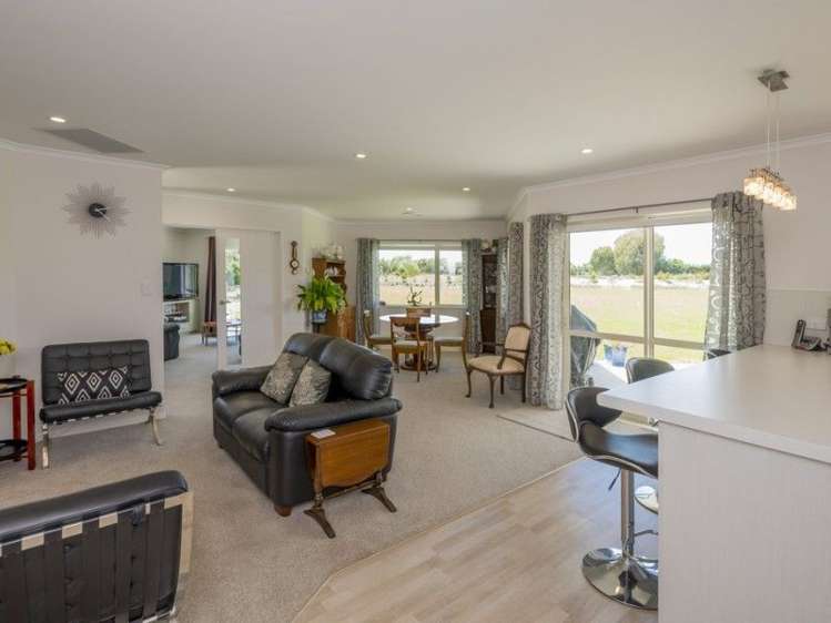 11 Ketemaringi Way Manakau_6