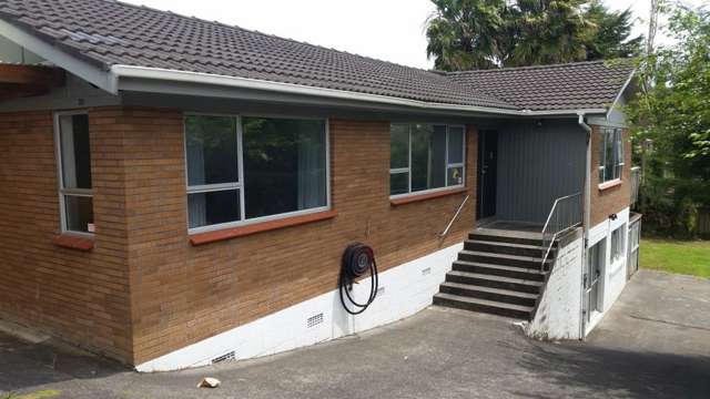 30 Cron Avenue Te Atatu South_1