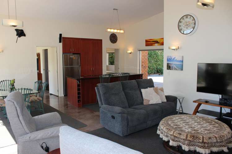 211 Waimaire Avenue Matarangi_5