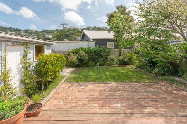 90 Onepu Road Lyall Bay_4