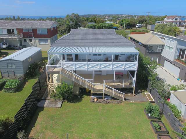 797 Whangaparaoa Road Manly_1