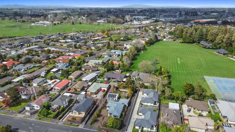 52 - 56 Enderley Avenue Enderley_14