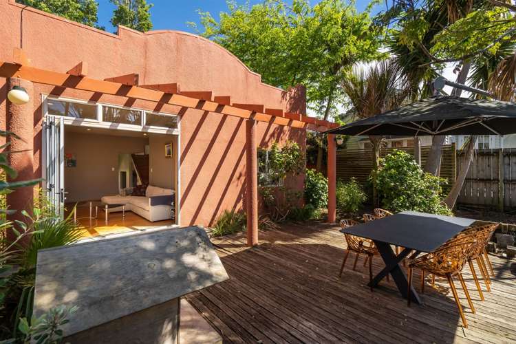 8 Faulkner Road Northcote Point_2