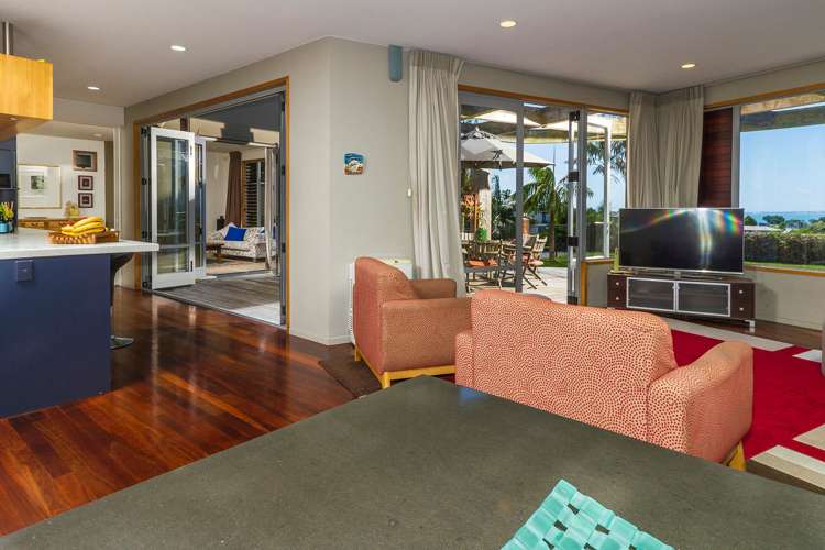 7 Rahopara Street Castor Bay_4