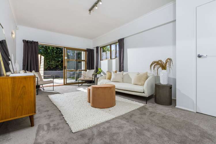 1/23 Beach Road Castor Bay_11