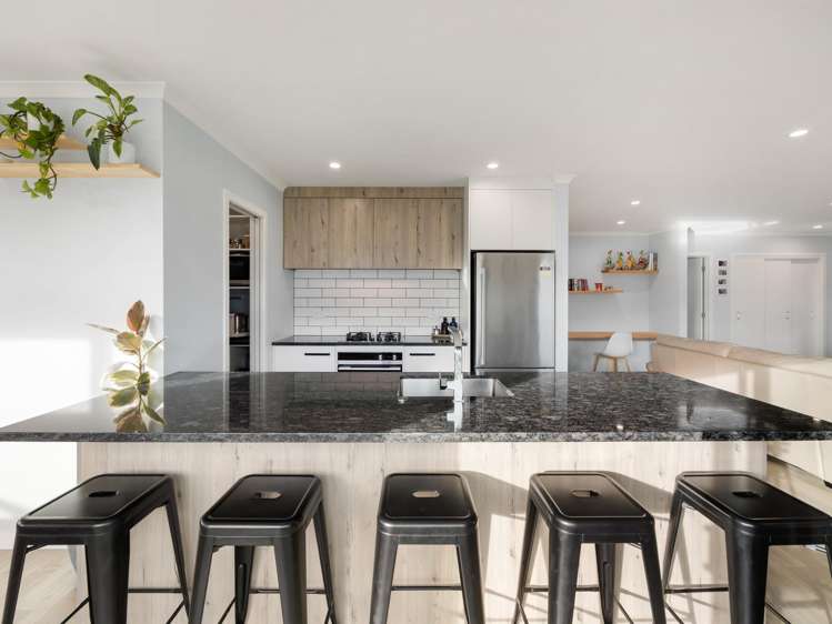 9 Kowaro Street Rototuna North_1