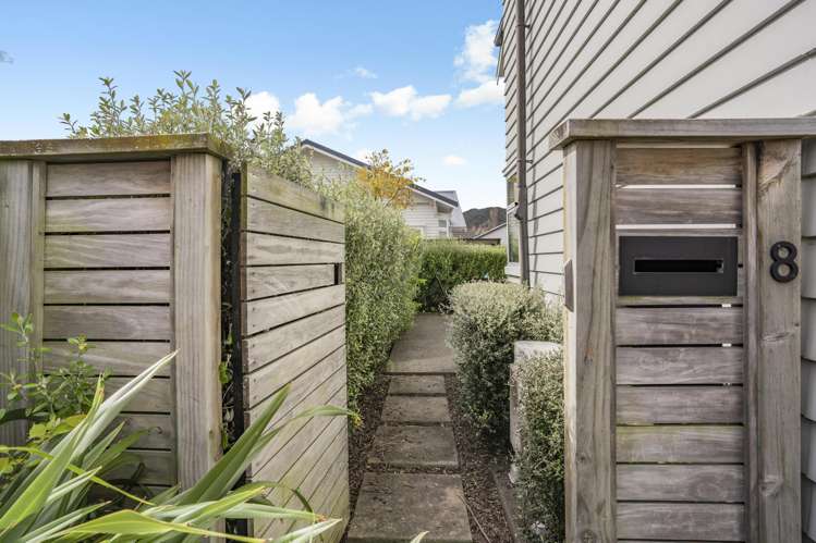 8 Rose Way Hutt Central_9