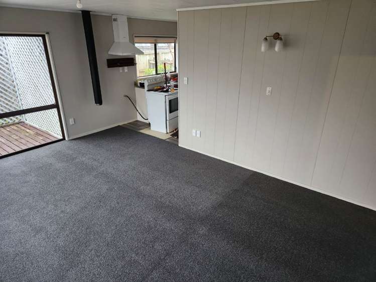 B/16 Te Aonini Street 11211_1