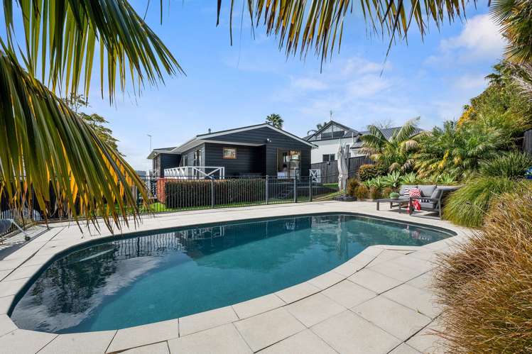 10 Mayall Avenue Beach Haven_35