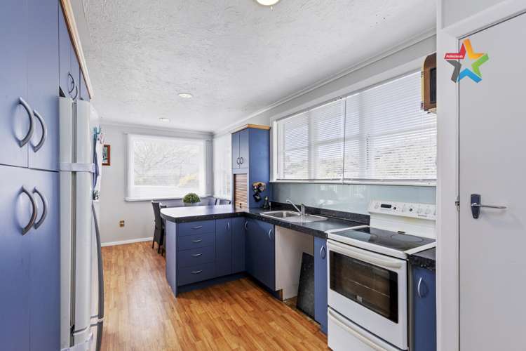 54 Holland Street Wainuiomata_3