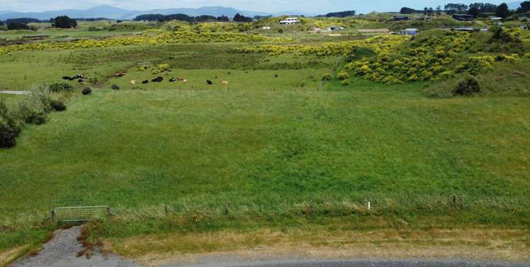 30 Strathnaver Drive Waikawa Beach_8