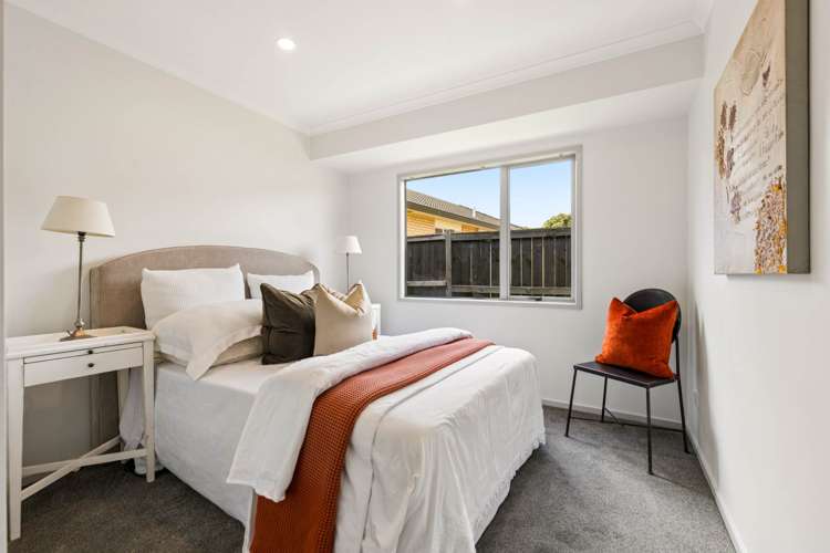 10 Erne Crescent East Tamaki_13