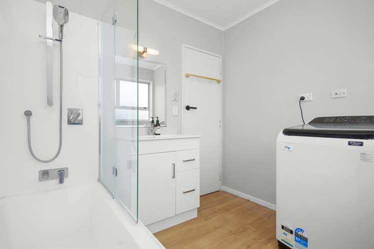 27a Chetwode Grove Newlands_11