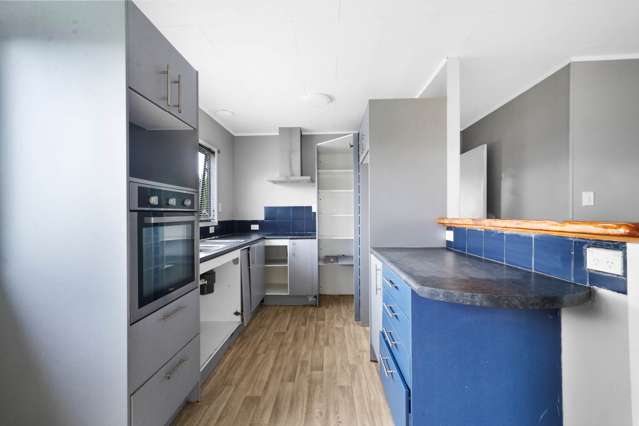 85 Redcrest Avenue Papakura_2