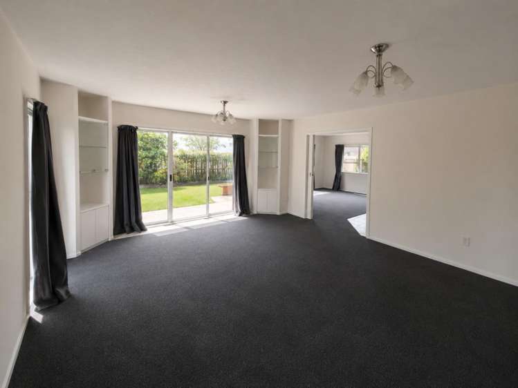 6 Rowanwood Close 1447_6