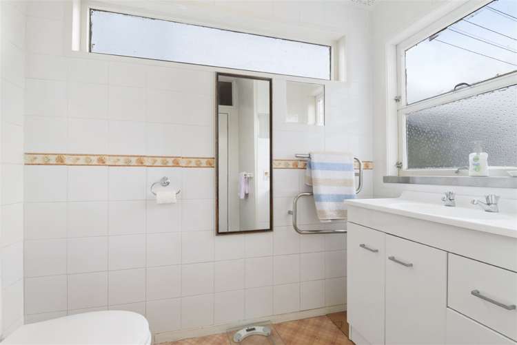 5 Argyle Road Browns Bay_19